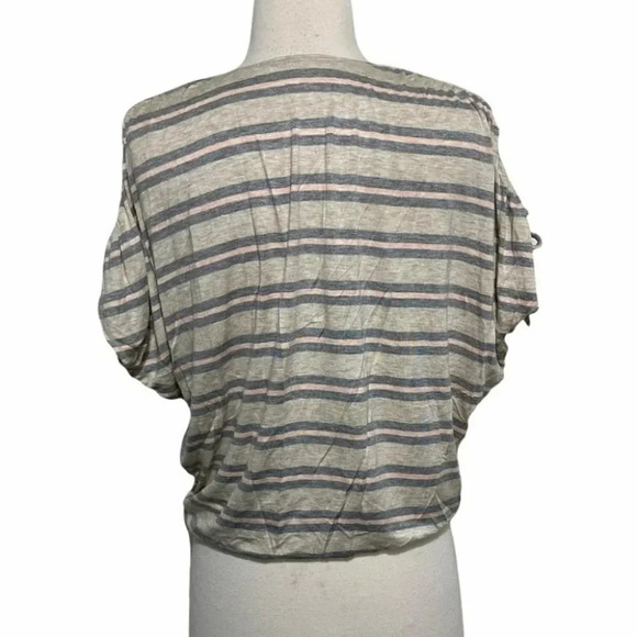 Studio‎ M XS gray & pink striped surplice top - Picture 4 of 8